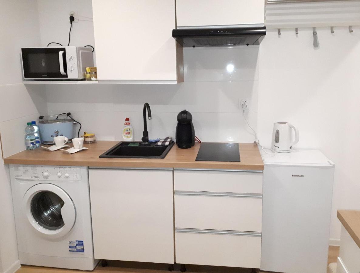 Apartamenty Centrum Panoramiczna Mala Dwojka Swan Labedz Promenada Klimatyzacja Lodowa Κίελτσε Εξωτερικό φωτογραφία